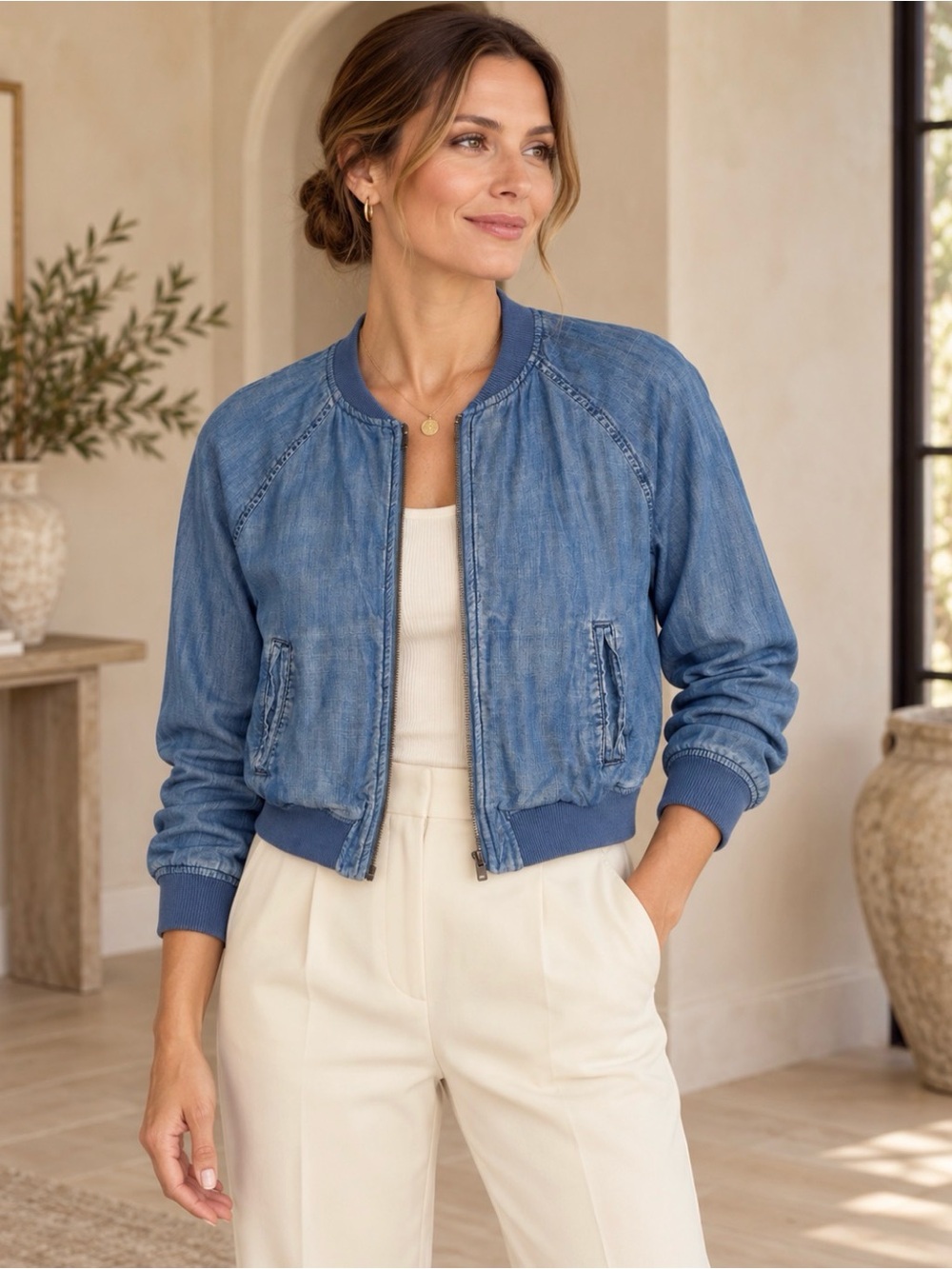 American Eagle Outfitters Cropped Denim Bomber Jacket Small Light Wash Blue